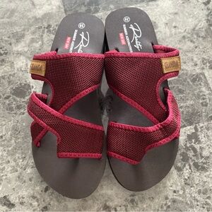 Reality Summer Adventures Sandals. Size 39/8.5 NEW Support Low Heel Slides